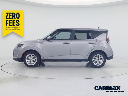 Gray 2024 Kia Soul S