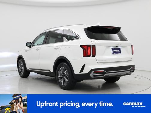 White 2024 Kia Sorento Hybrid EX