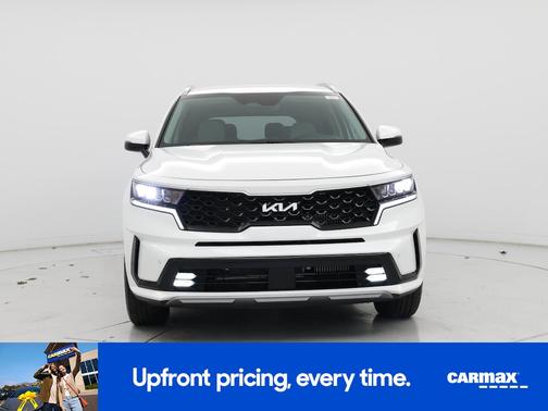 White 2024 Kia Sorento Hybrid EX