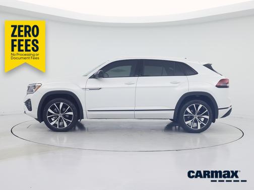 White 2025 Volkswagen Atlas Cross Sport SEL Premium R-Line