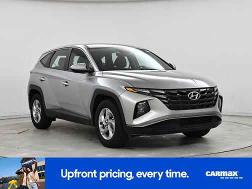 Silver 2024 Hyundai TUCSON SE