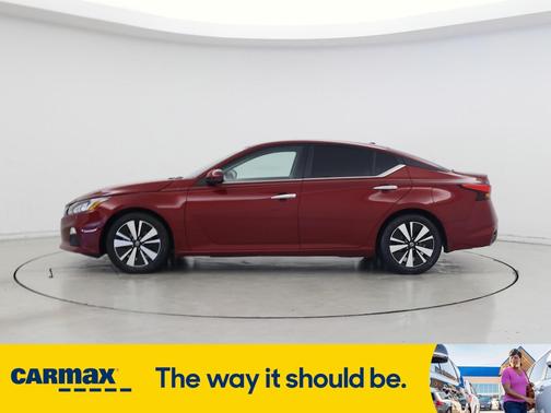 2022 Nissan Altima SV