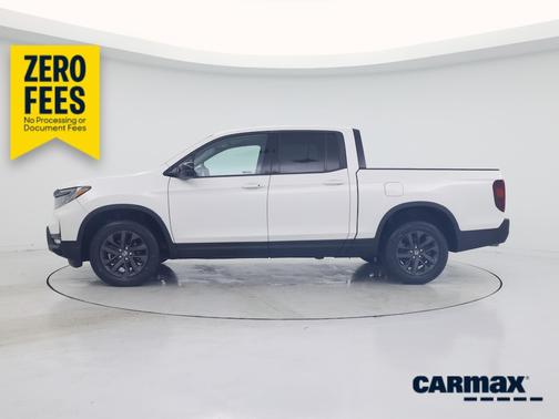 White 2023 Honda Ridgeline Sport