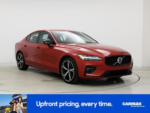 Red 2024 Volvo S60 B5 Plus Dark Theme