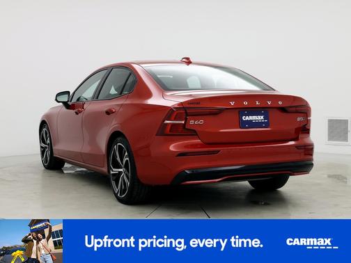 Red 2024 Volvo S60 B5 Plus Dark Theme