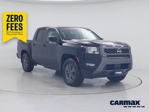 Black 2025 Nissan Frontier SV