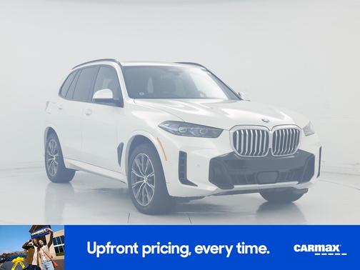 White 2025 BMW X5 sDrive40i