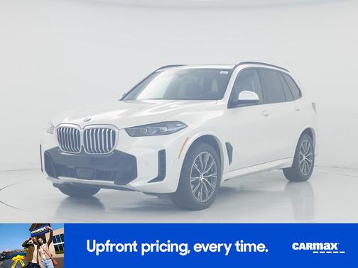White 2025 BMW X5 sDrive40i