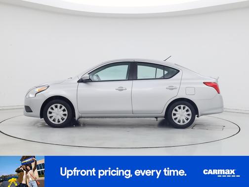 2019 Nissan Versa SV