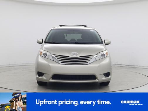 2017 Toyota Sienna LE