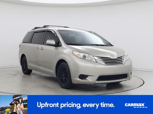 2017 Toyota Sienna LE