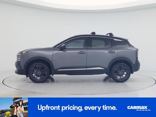 Gray 2025 Nissan Kicks SR