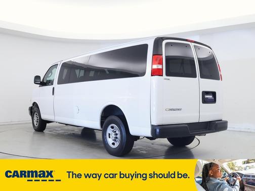 2022 Chevrolet Express 3500 LS