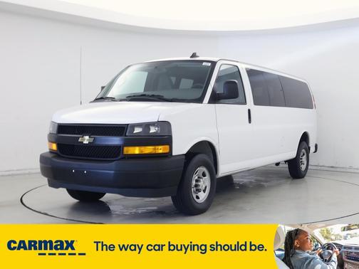 2022 Chevrolet Express 3500 LS