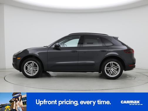 2017 Porsche Macan Base (PDK)