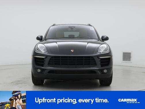 2017 Porsche Macan Base (PDK)