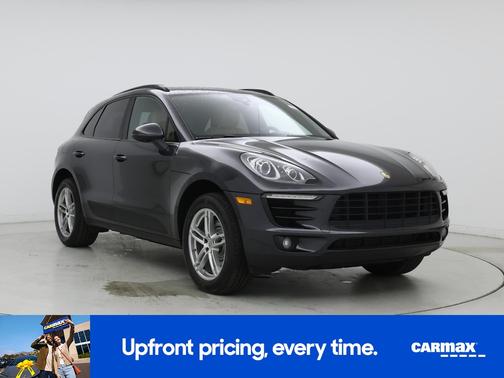 2017 Porsche Macan Base (PDK)