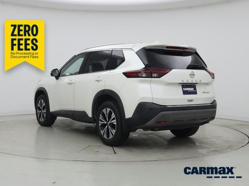 White 2021 Nissan Rogue SV