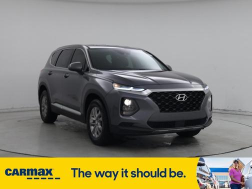 2019 Hyundai SANTA FE SE
