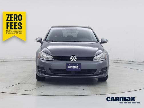 Gray 2017 Volkswagen Golf SE