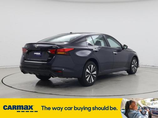 2022 Nissan Altima SV