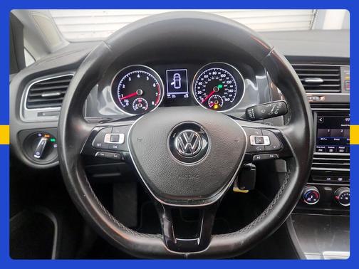 Blue 2018 Volkswagen Golf S