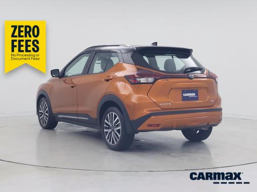 Orange 2024 Nissan Kicks SR