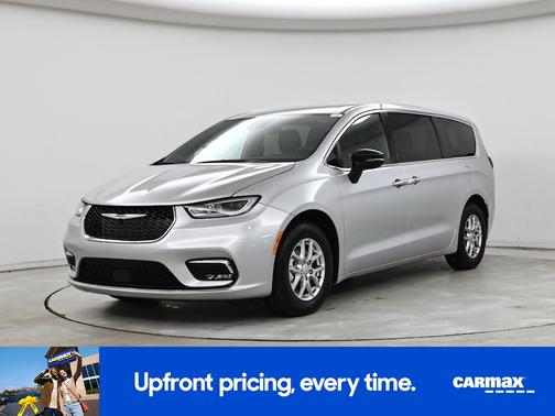 Silver 2026 Chrysler Pacifica Select
