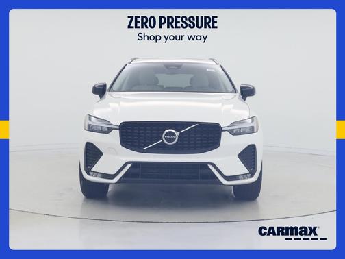 White 2024 Volvo XC60 B5 Core Dark Theme