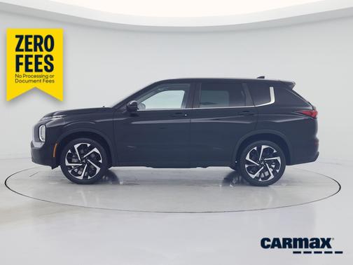 Black 2022 Mitsubishi Outlander ES