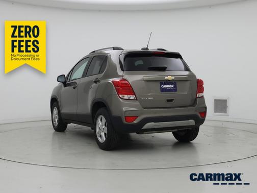 Gray 2022 Chevrolet Trax LT