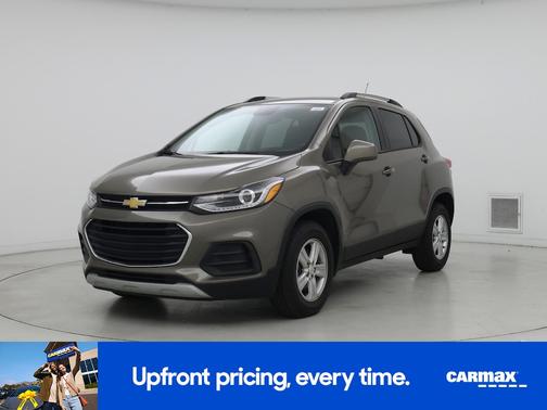 Gray 2022 Chevrolet Trax LT