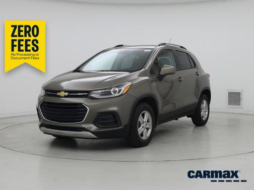 Gray 2022 Chevrolet Trax LT