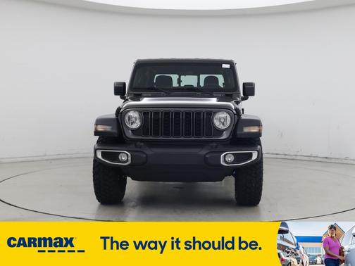 2024 Jeep Gladiator Sport