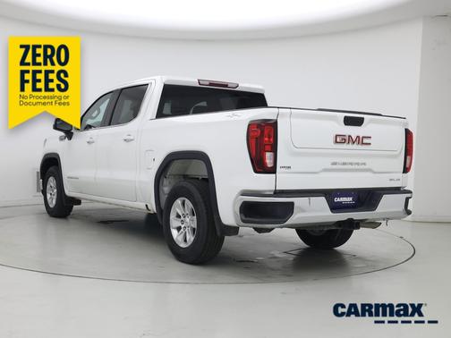 White 2023 GMC Sierra 1500 SLE