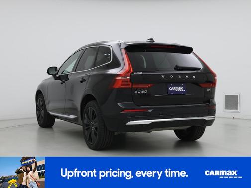 2022 Volvo XC60 B5 Inscription