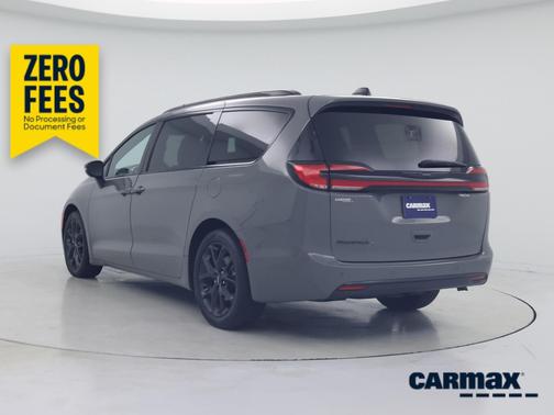 Gray 2023 Chrysler Pacifica Touring L
