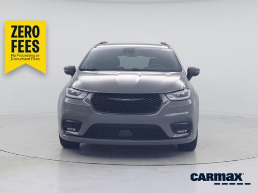 Gray 2023 Chrysler Pacifica Touring L
