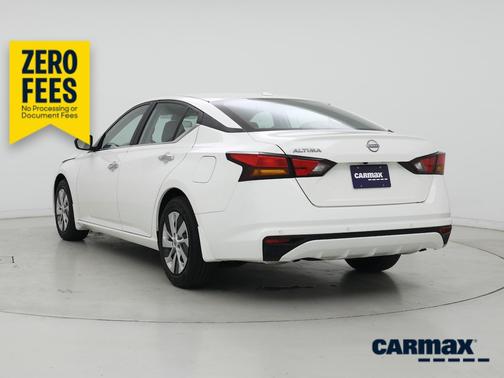 White 2025 Nissan Altima S