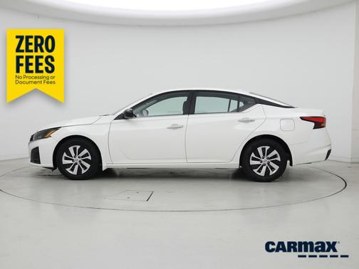 White 2025 Nissan Altima S