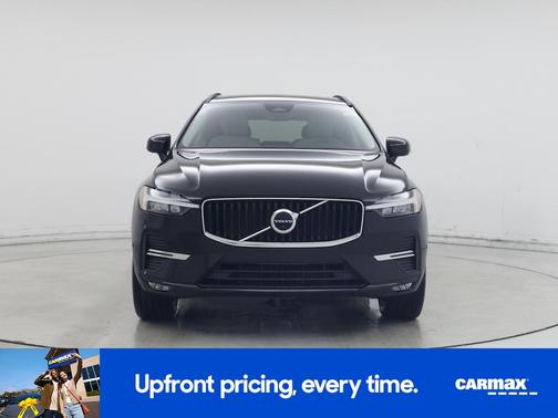 2022 Volvo XC60 B5 Momentum