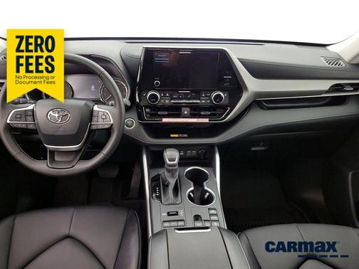 White 2026 Toyota Highlander XLE