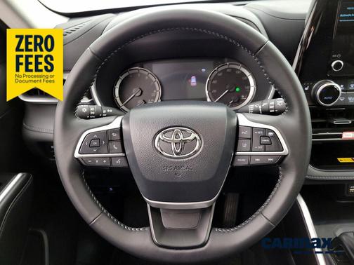 White 2026 Toyota Highlander XLE