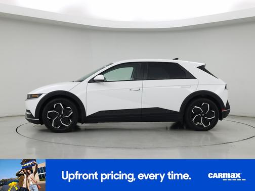 White 2024 Hyundai IONIQ 5 SE