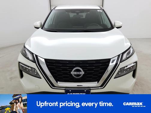 White 2023 Nissan Rogue SV