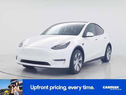 White 2023 Tesla Model Y Long Range