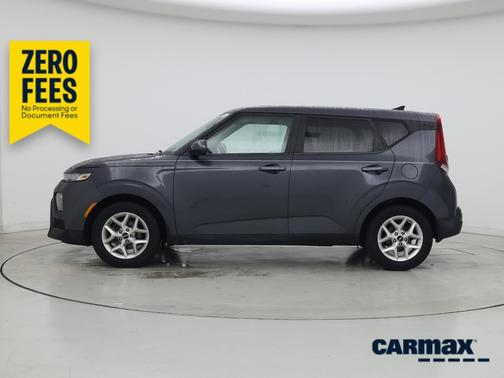 Gray 2022 Kia Soul LX