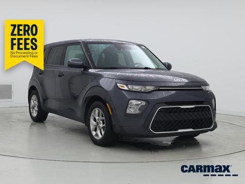 Gray 2022 Kia Soul LX