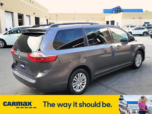2015 Toyota Sienna XLE