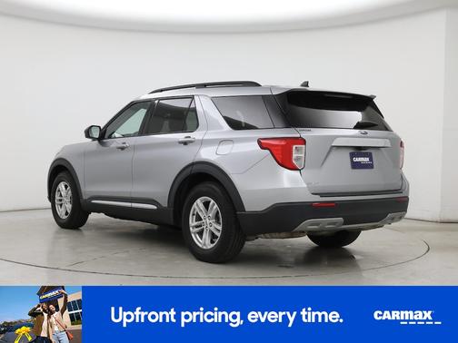 Silver 2022 Ford Explorer XLT